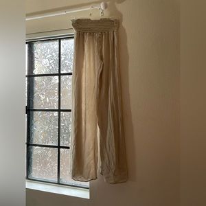 Cute, stretchy, cream colored yoga pants.